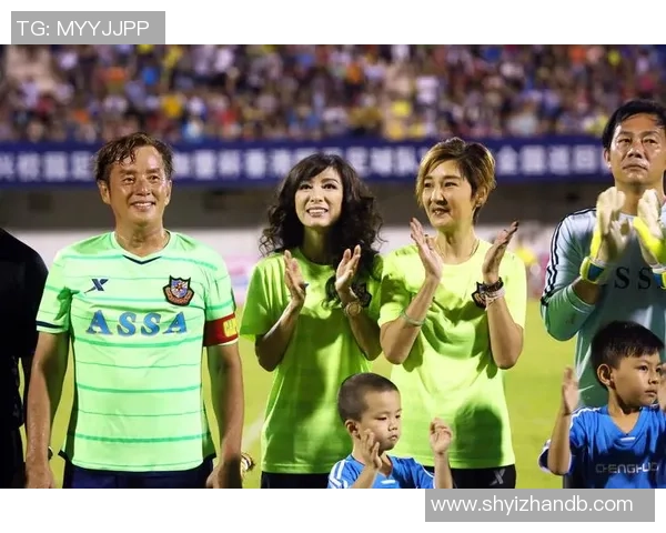 足球明星照片热销背后的商业秘密与市场潜力分析