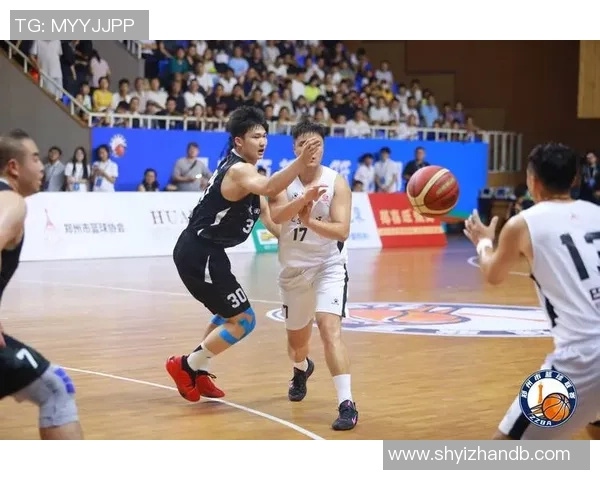 重庆篮球队意识变革引发热议推动球队发展新思路与新方向